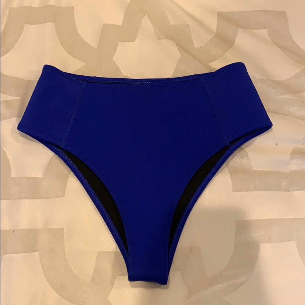 bikini bottom
